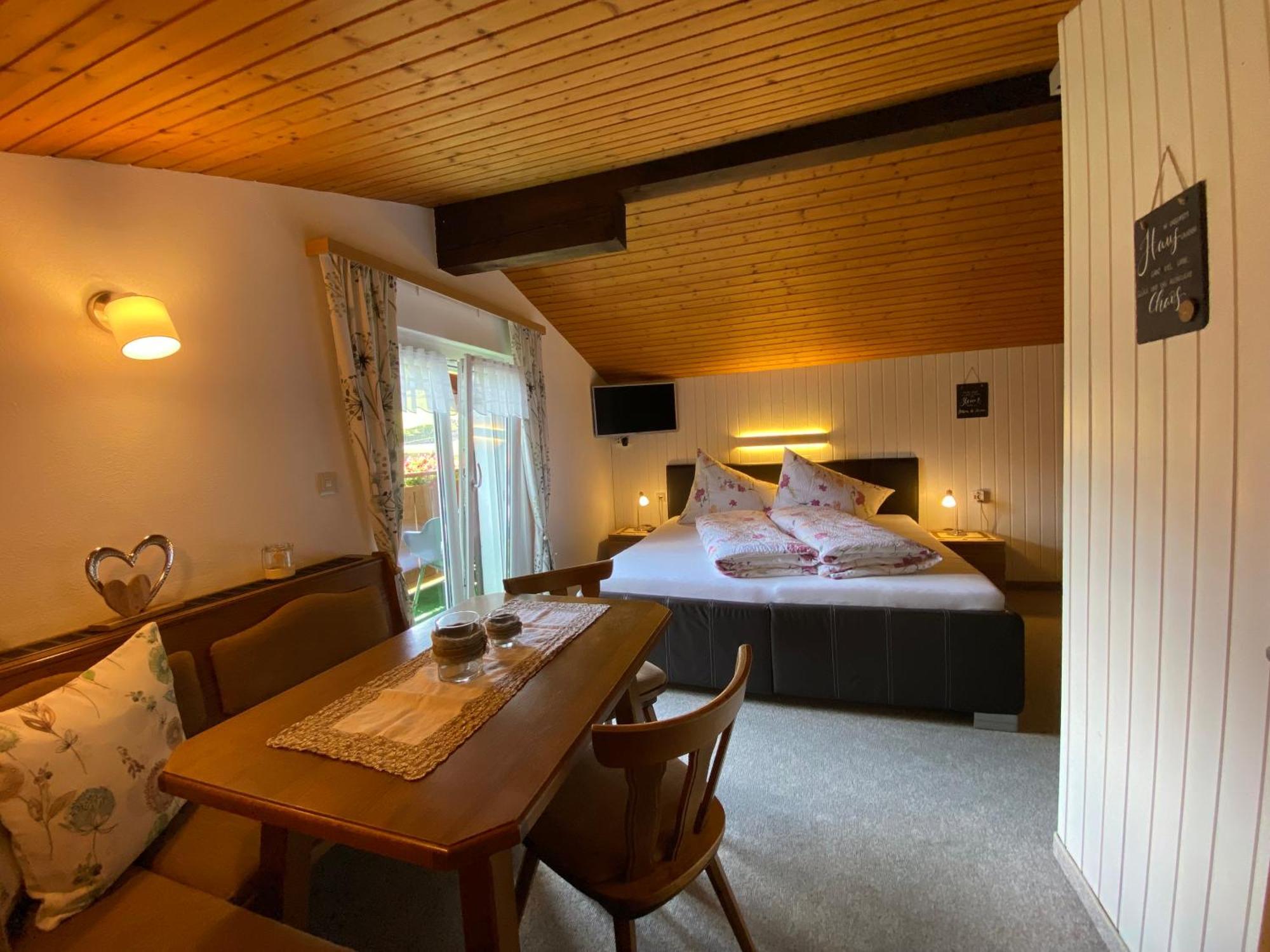 Gaestehaus Hoeck Шрунс Экстерьер фото