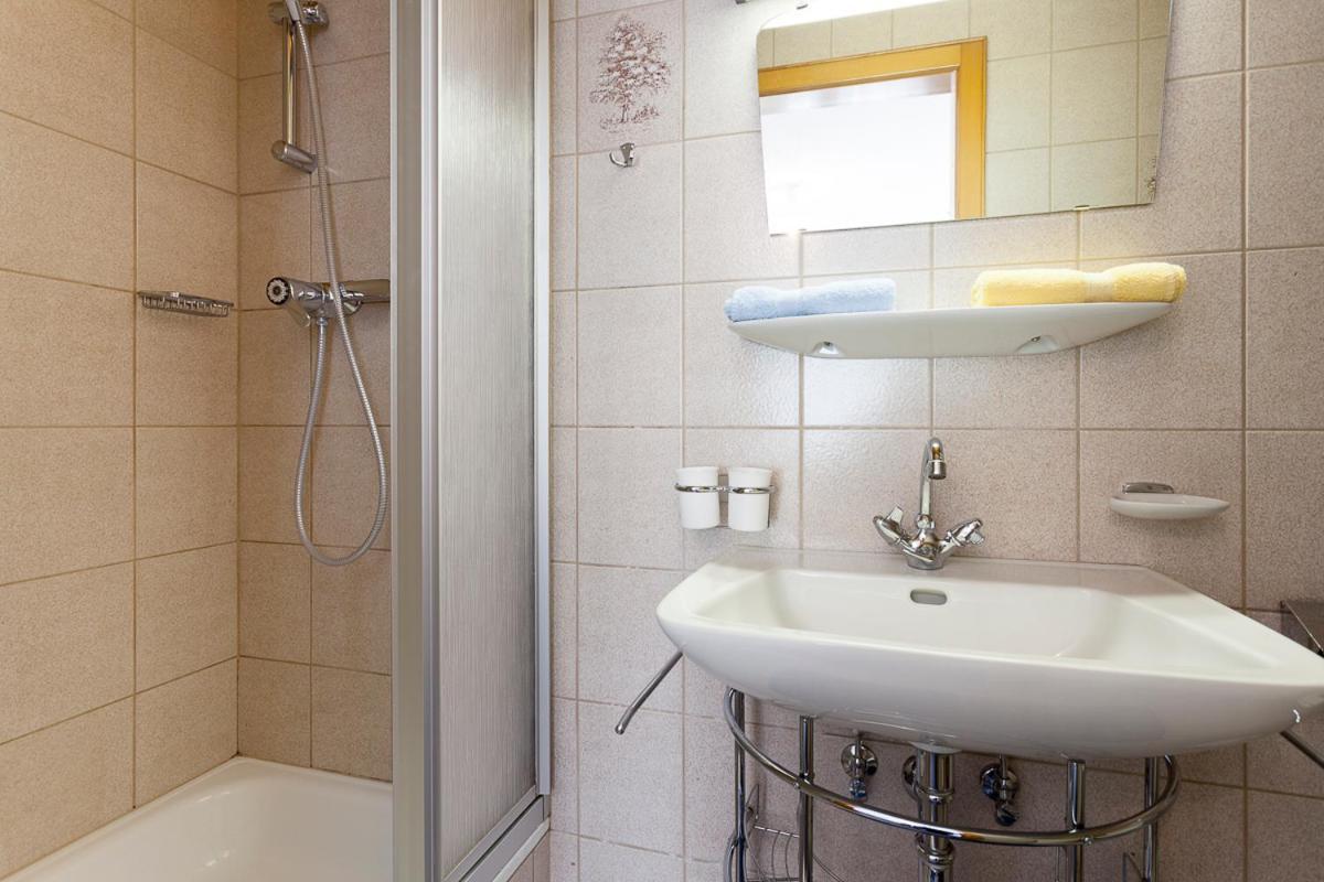 Gaestehaus Hoeck Шрунс Экстерьер фото